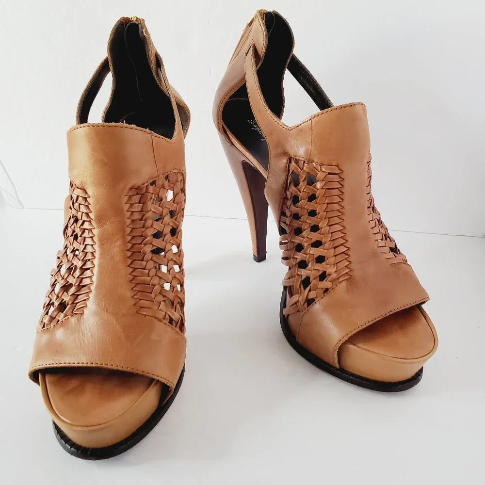 Elizabeth and James Tan Cutout Heels - Picture 3 of 11
